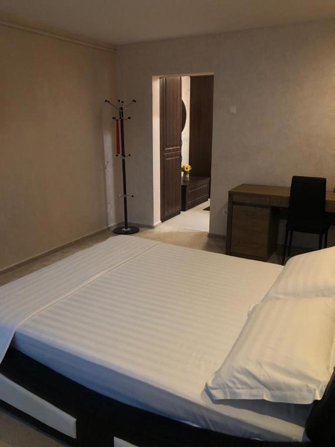 Appartement Cezara à Galaţi Extérieur photo